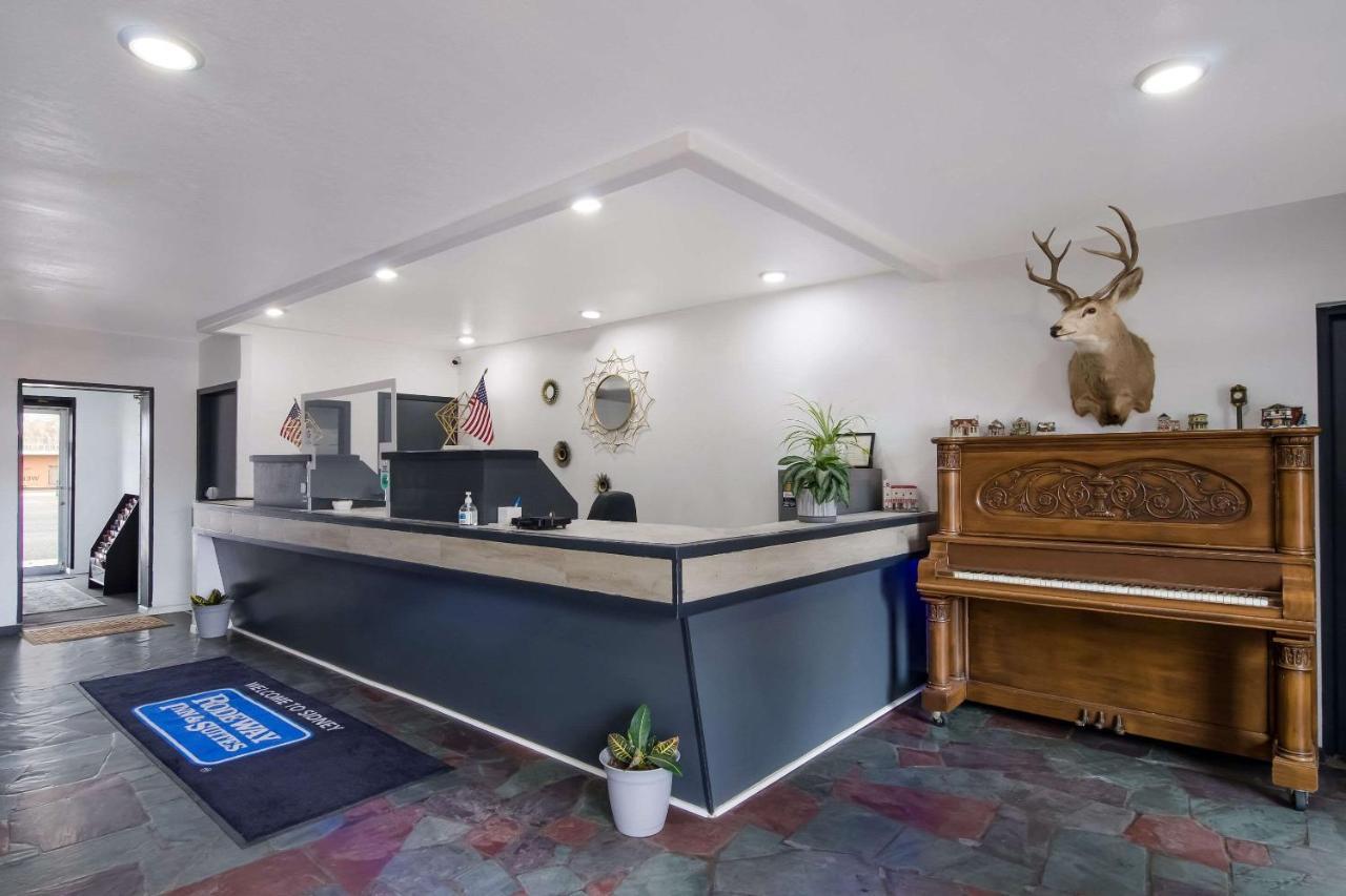 Rodeway Inn & Suites Sidney Historic Downtown I-80 Экстерьер фото