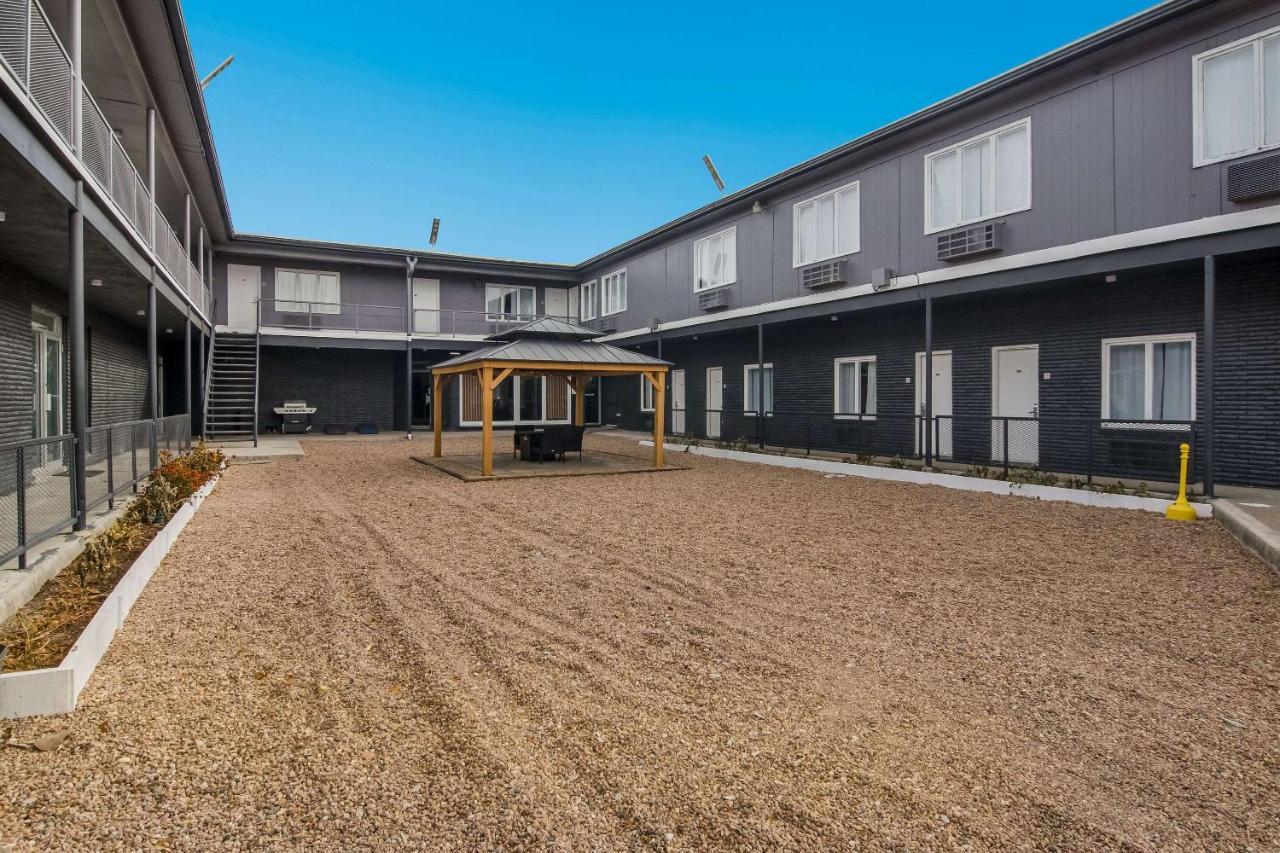 Rodeway Inn & Suites Sidney Historic Downtown I-80 Экстерьер фото